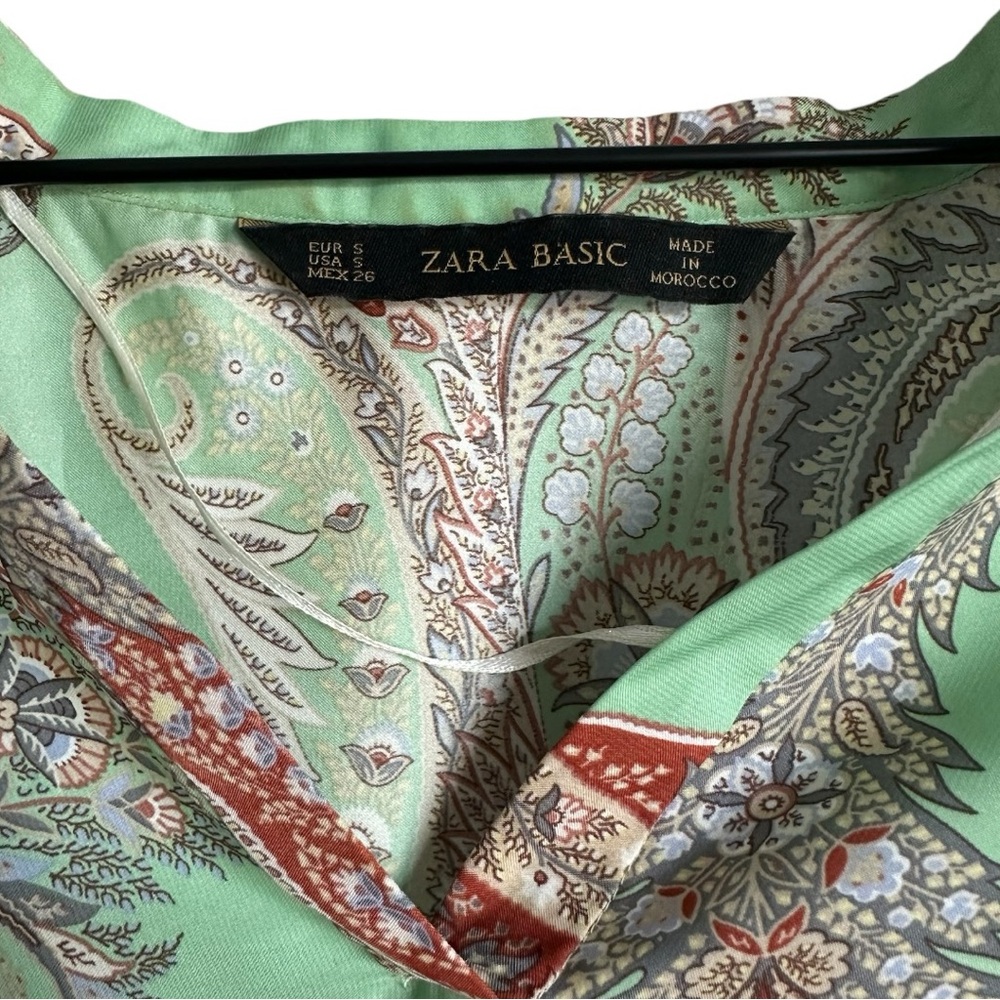 Zara Small Green Multicolored Paisley 3/4 Sleeve Top - Picture 3 of 5